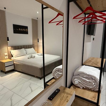 Full Moon Apartments Ksamil Bagian luar foto