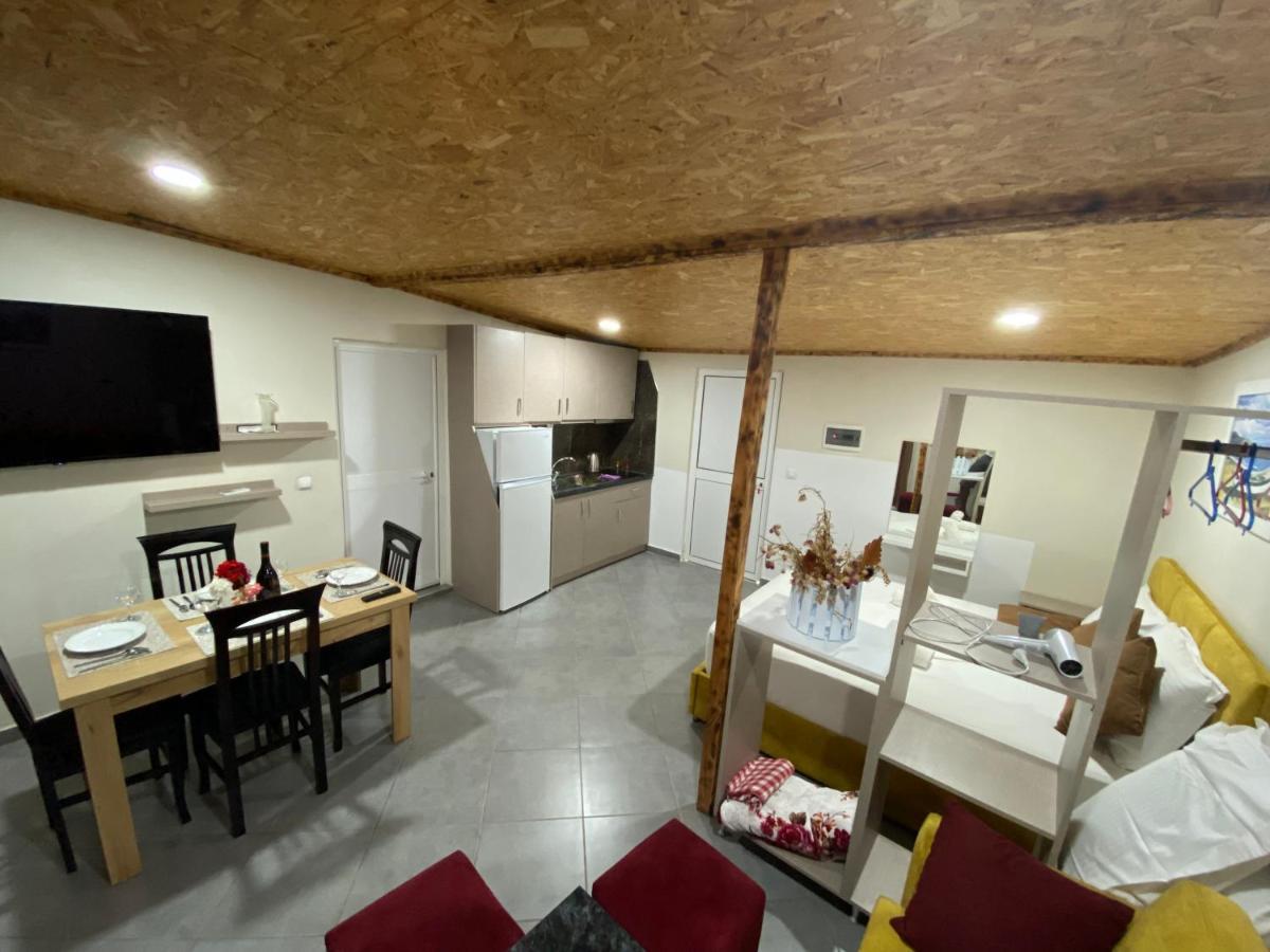 Full Moon Apartments Ksamil Bagian luar foto