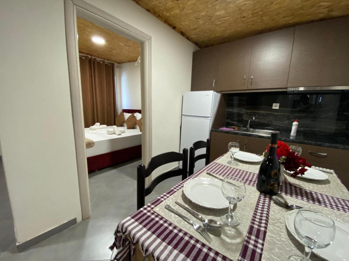 Full Moon Apartments Ksamil Bagian luar foto