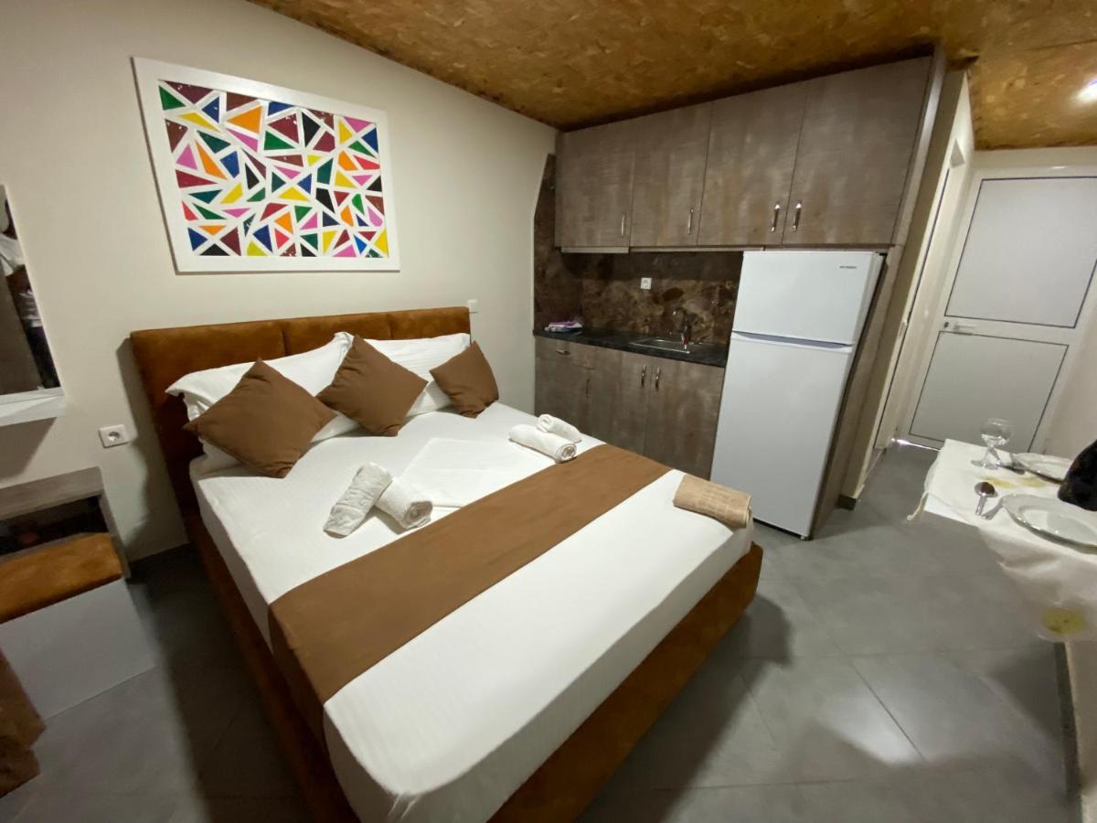 Full Moon Apartments Ksamil Bagian luar foto