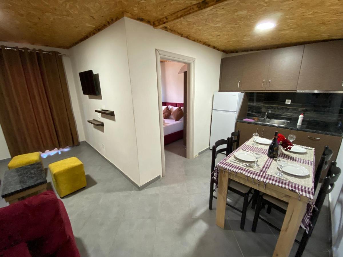 Full Moon Apartments Ksamil Bagian luar foto