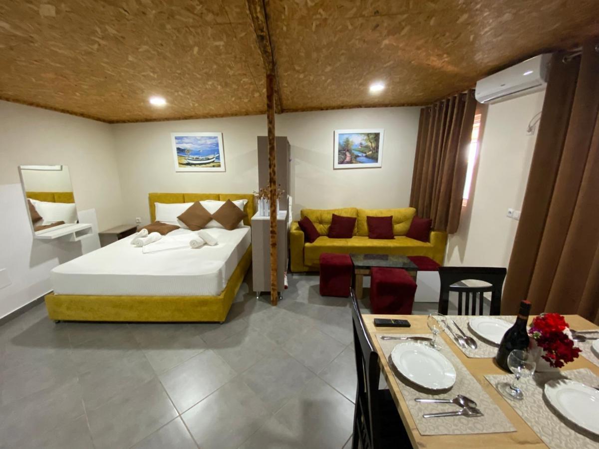 Full Moon Apartments Ksamil Bagian luar foto