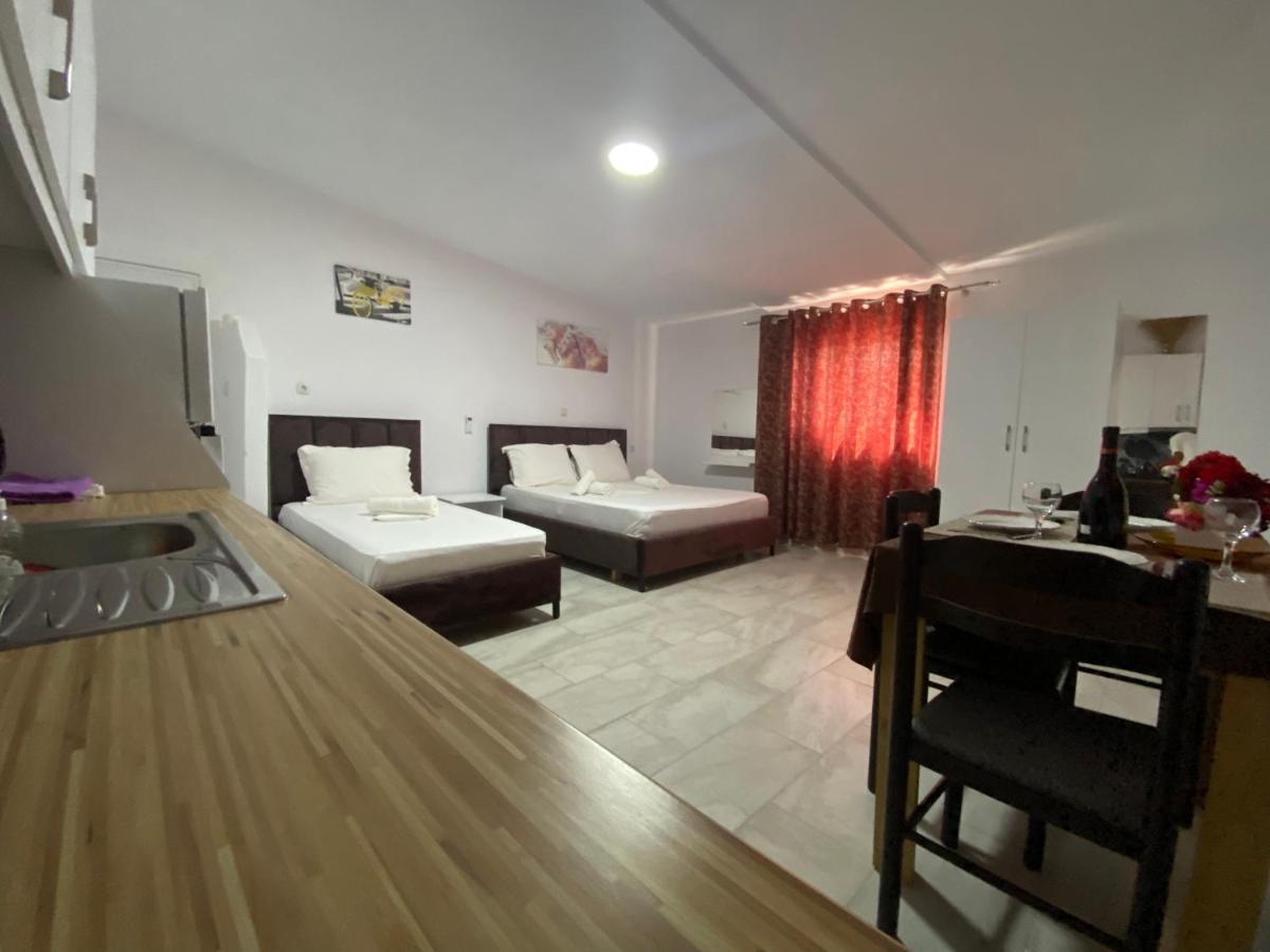 Full Moon Apartments Ksamil Bagian luar foto
