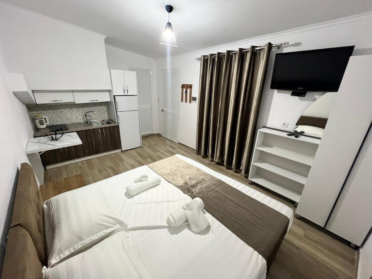 Full Moon Apartments Ksamil Bagian luar foto