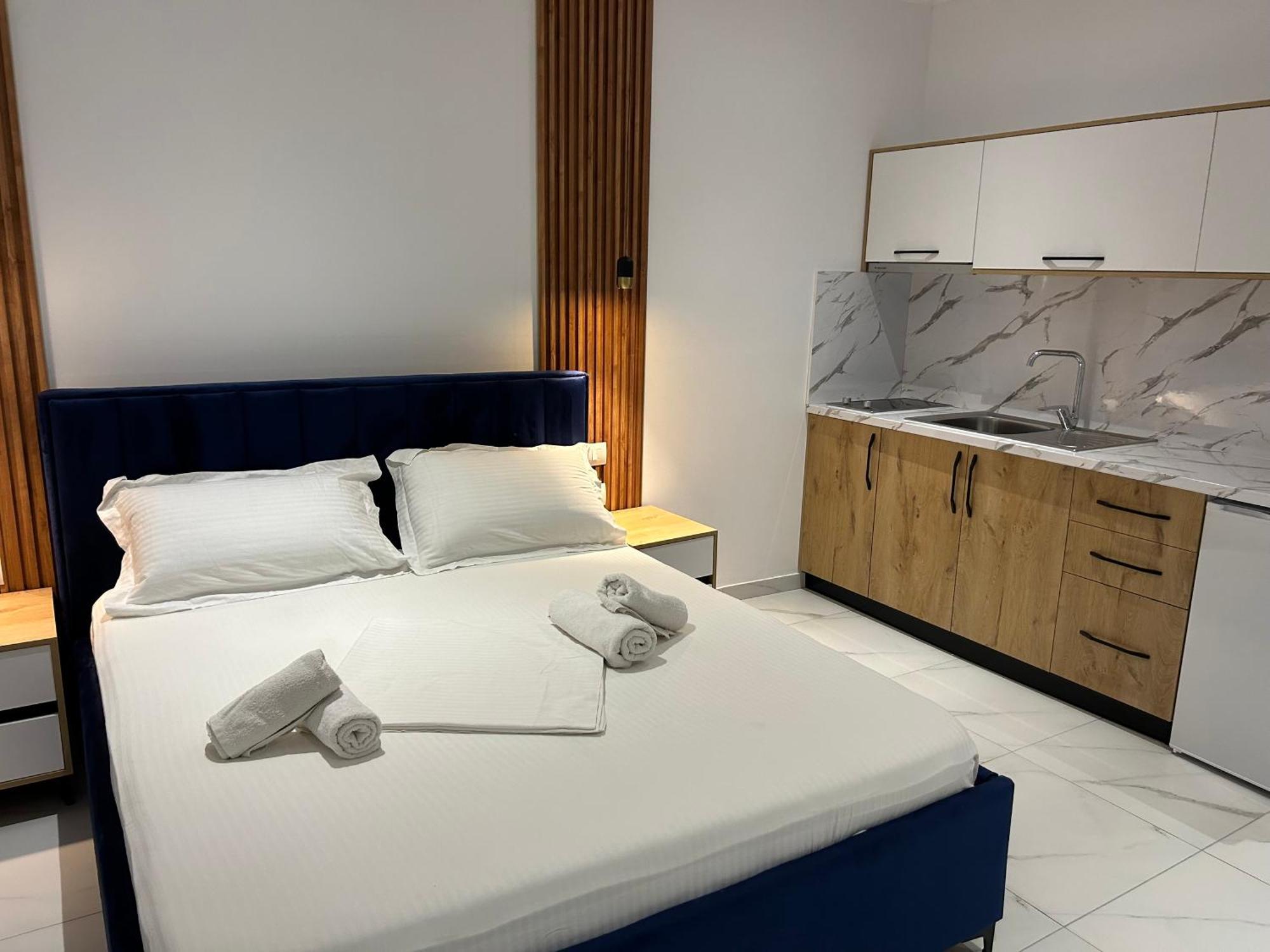 Full Moon Apartments Ksamil Bagian luar foto