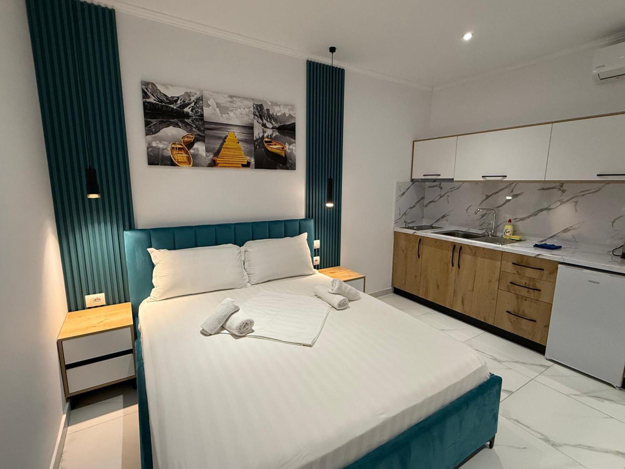 Full Moon Apartments Ksamil Bagian luar foto