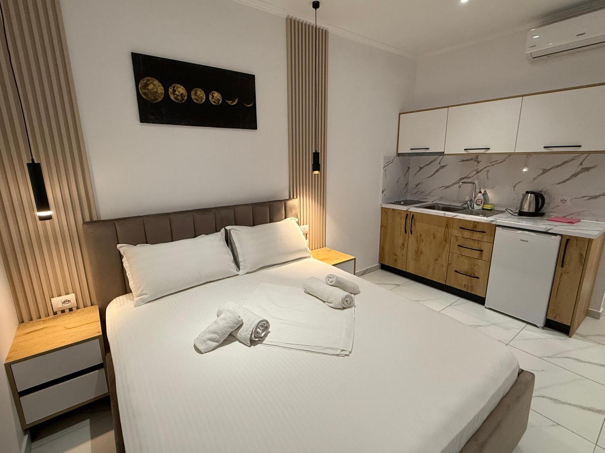 Full Moon Apartments Ksamil Bagian luar foto